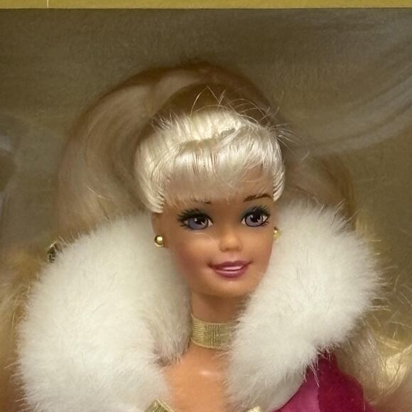 Vintage Barbie Winter Rhapsody Second in Series Avon Exclusive 16353 NRFB Blonde - Picture 1 of 15